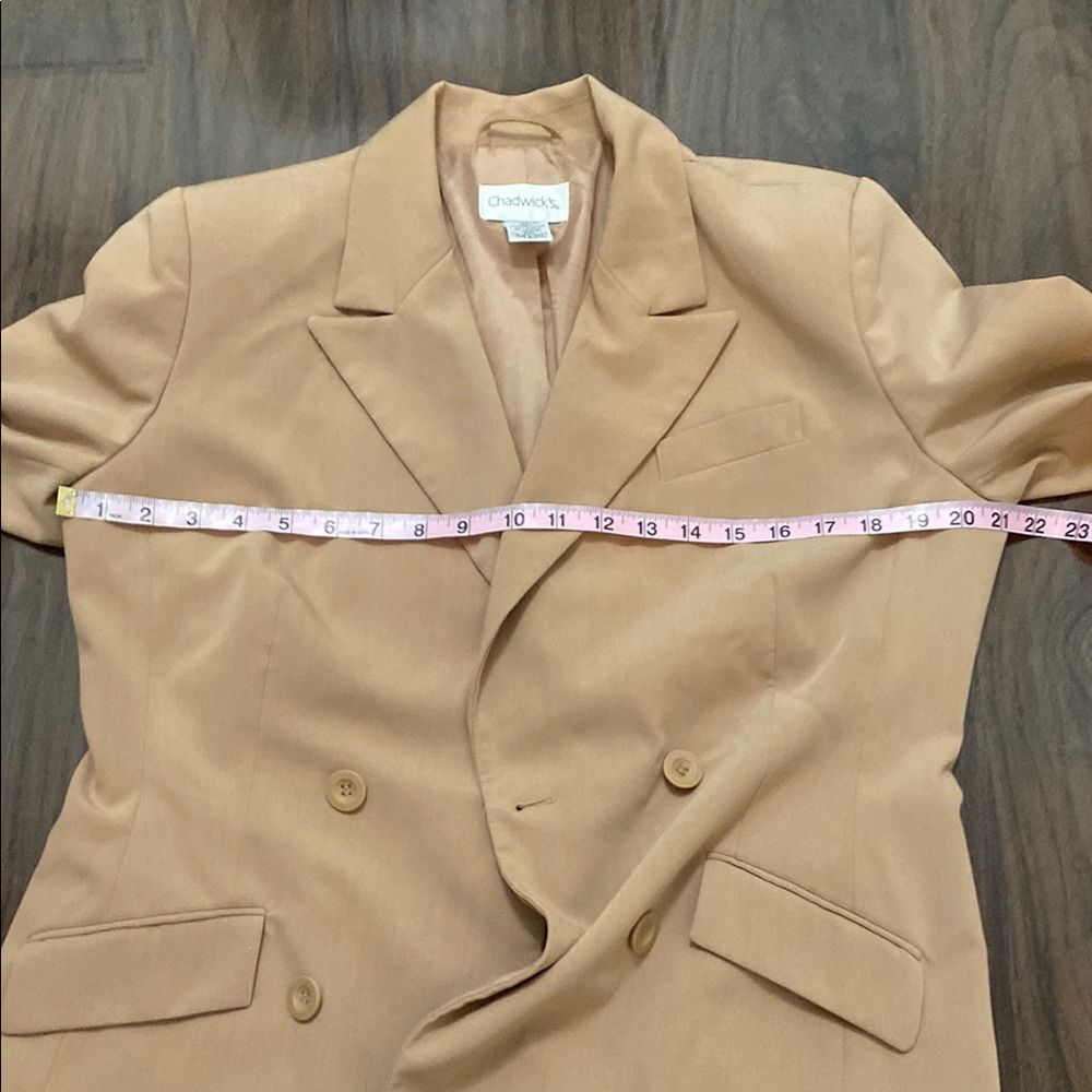 Chadwicks Tan Blazer - Picture 4 of 6
